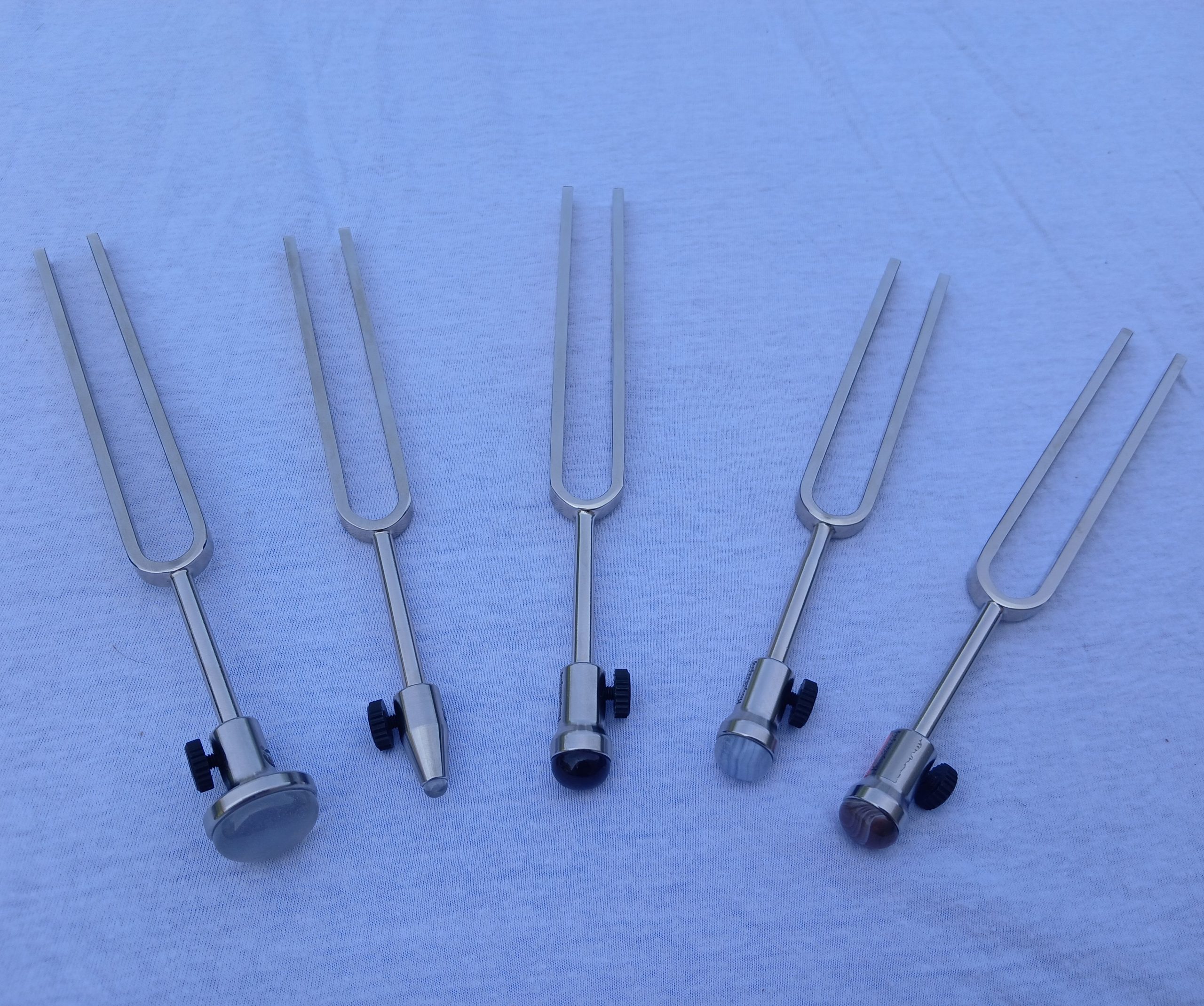 5 Stimmgabeln